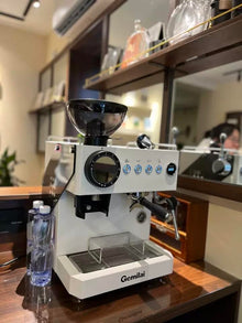 MIANZHI Semi-Automatic Espresso Machine with Grinder