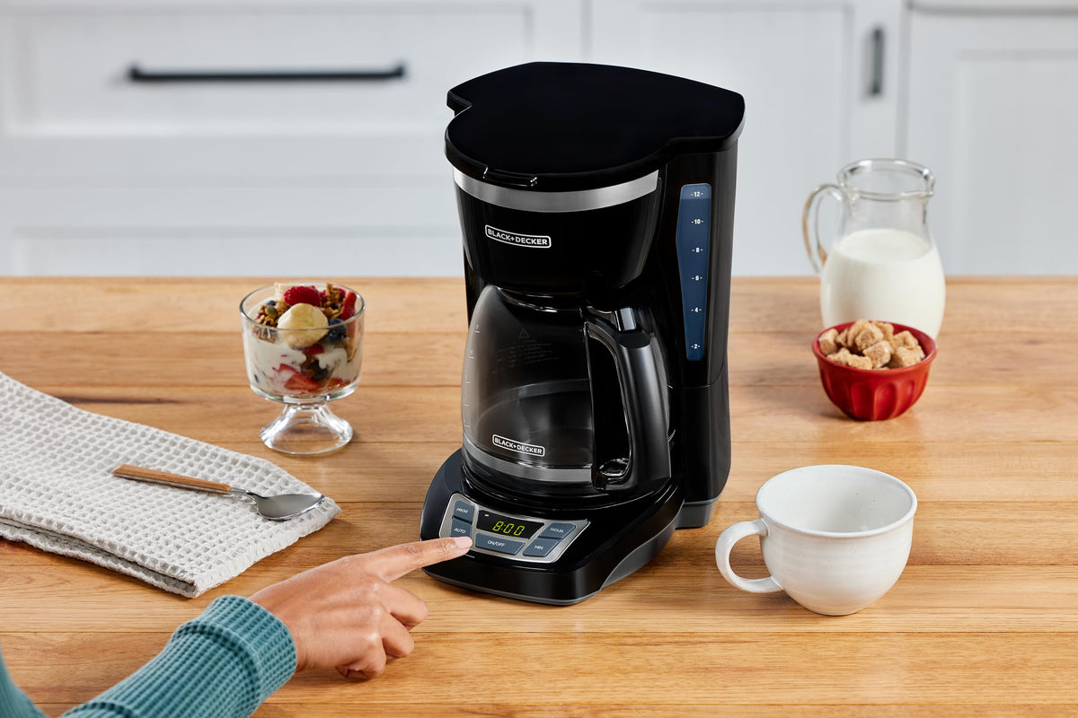 BLACK+DECKER 12-Cup Digital Coffee Maker with Carafe
